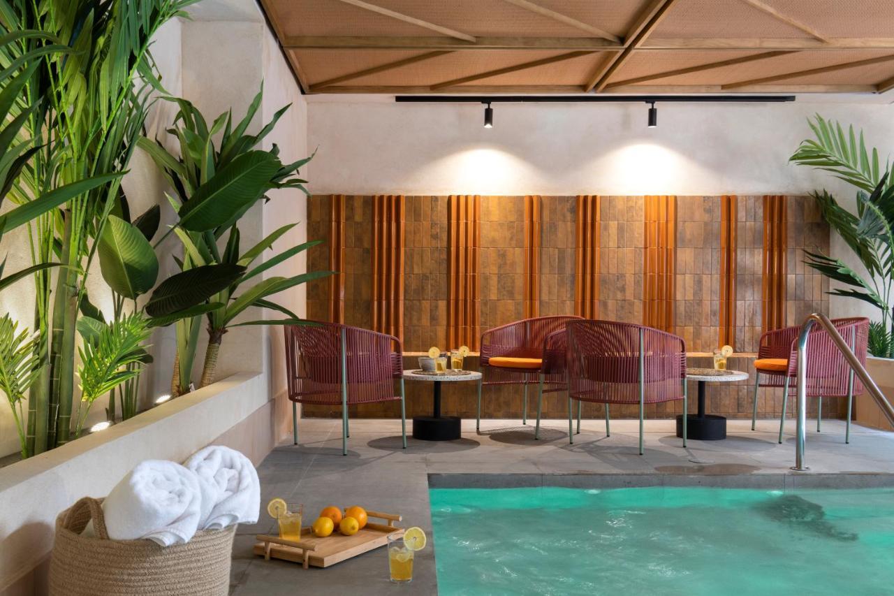 Rincones De Lola - Castilla 91 - Shared Jacuzzi Villa Sevilla Eksteriør bilde